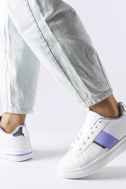 Marei valged lilla aktsendiga... Marei valged lilla aktsendiga...