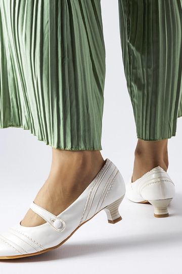 Valged madala kontsaga... 2