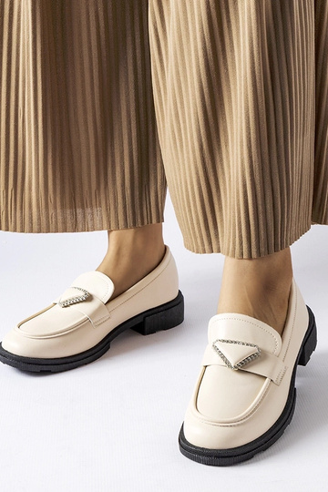 Tsirkoonidega kaunistatud...