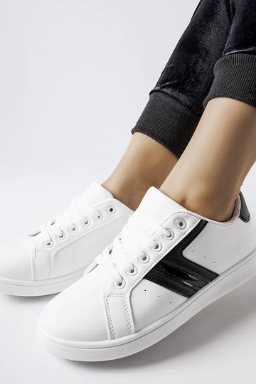 Valged tossud mustade... 2