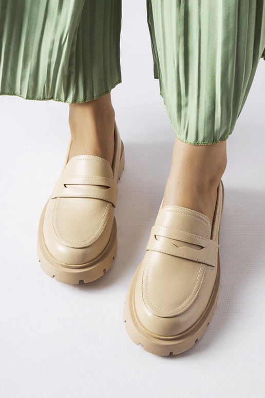 Liivakarva elegantne mokasiin,...