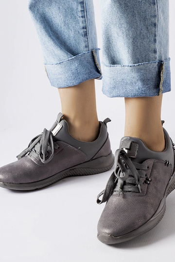 Anatole hallid tossud