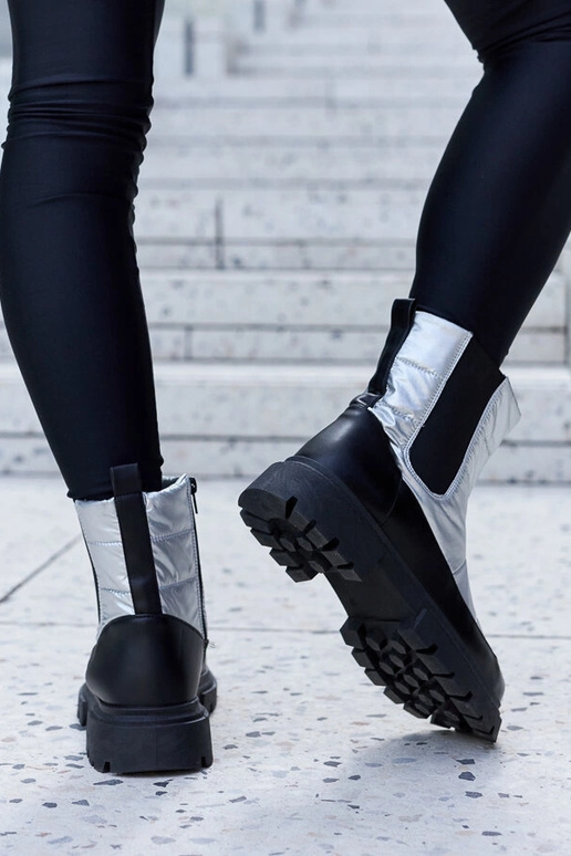 Mustad talvekontsakingad kunstnahast,...