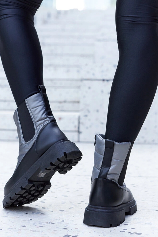 Galvani hallid soojustusega lumesaapad