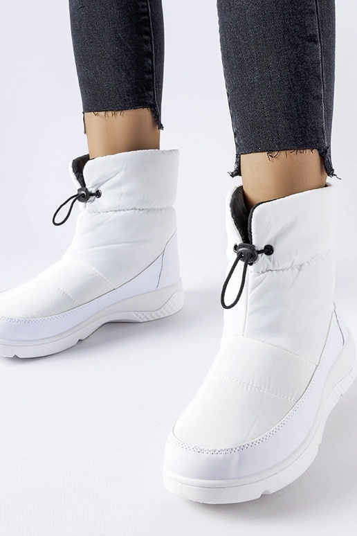 Jenseni naiste valged soojustusega...