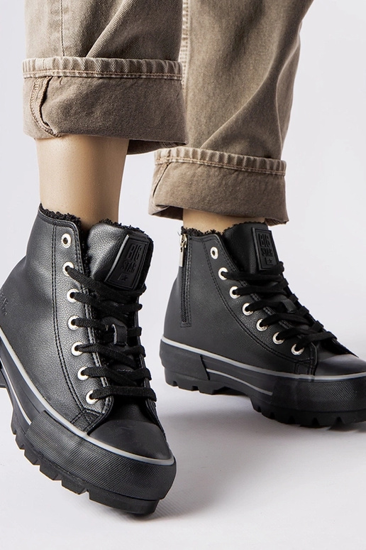 Mustad isoleeritud tossud Big Star...