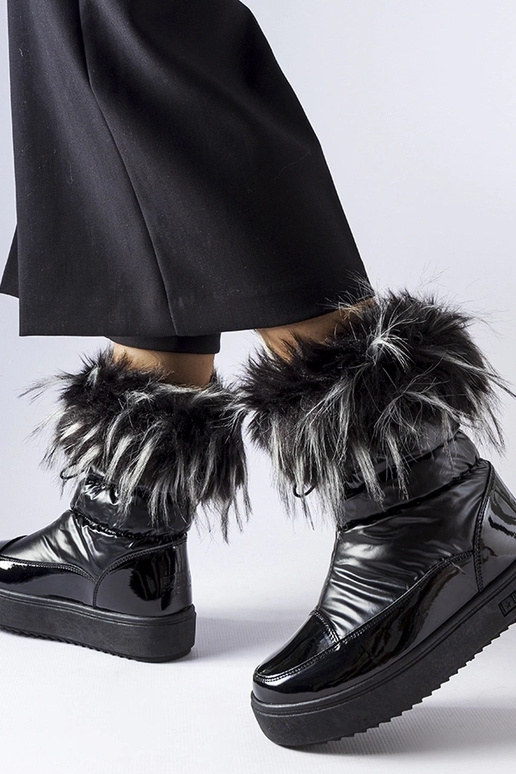 Mustad soojustatud lumesaapad MM274379