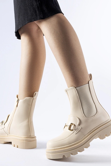 Beežid poolsaapad, millel... 2