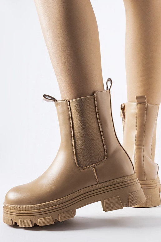 Beežid poolsaapad Placido platvormil