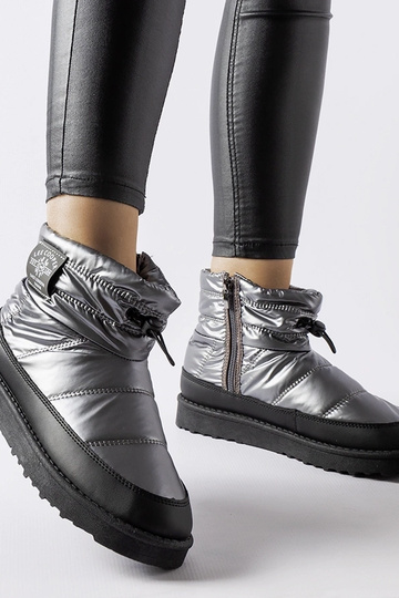 Lee Cooperi hallid...