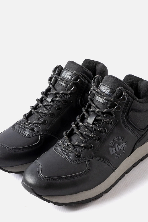 Mustad soojad saapad, „Lee Cooper...