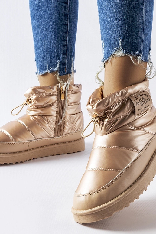 Lee Cooperi kullast lumesaapad...