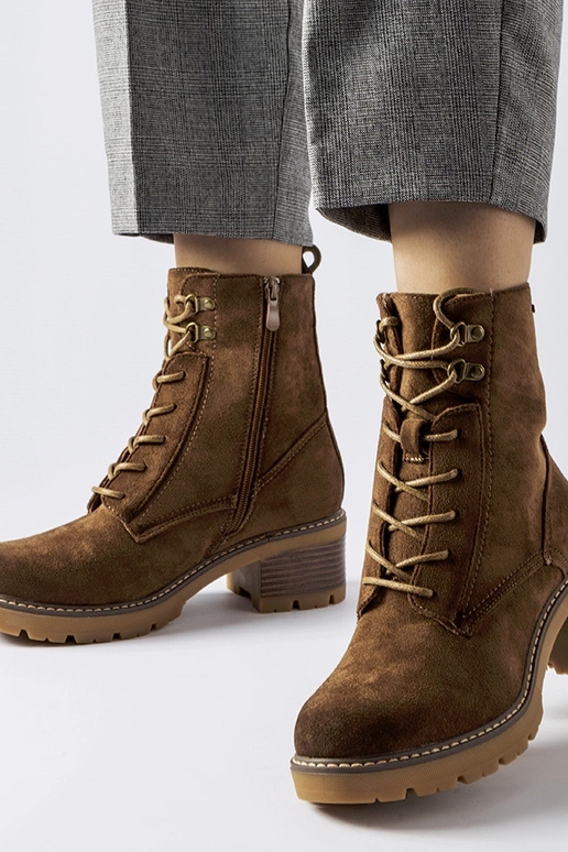 Pruunid nöörsaapad Clementina