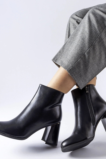 Mustad soojustatud... 2