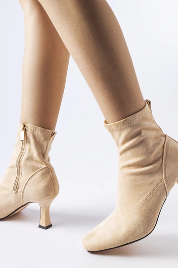 Beežid madala kontsaga... 2