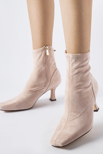 Roosad madala kontsaga...