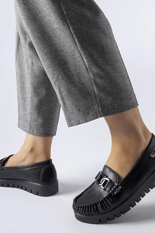 Lionella mustad pandlaga ja...