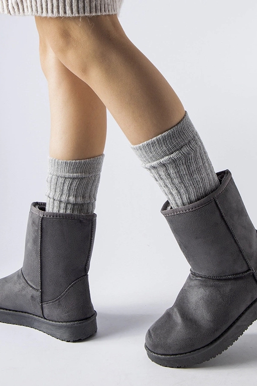 Hallid isolatsiooniga klassikalised...