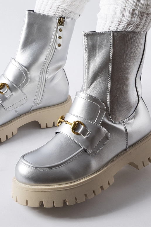 Overlook hõbedased sooja voodriga botid