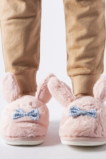 Bruno roosad kõrvade ja...