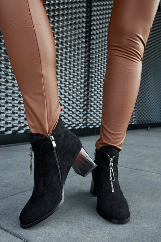 Gianleone mustad lakknahast poolsaapad