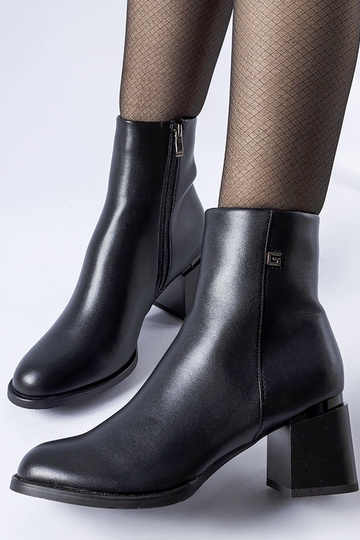 Mustad Fleurette... 2