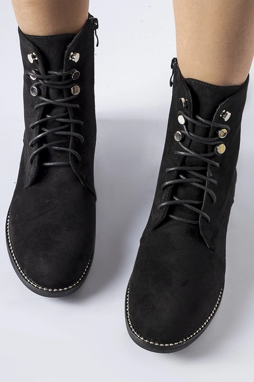 Mustad isoleeritud saapad...