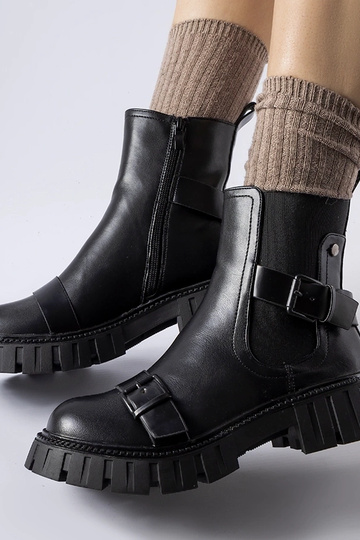 Mustad poolsaapad massiivse... 2