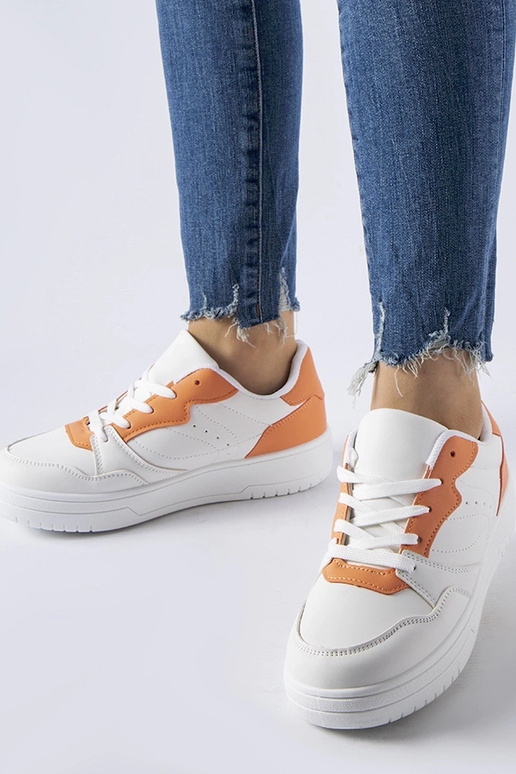 Valged oranži aktsendiga kingad Fournie Valged oranži aktsendiga kingad Fournie