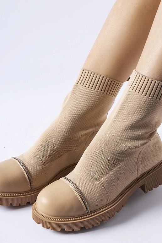 Pruunid sokisaapad tsirkoonitega Vail