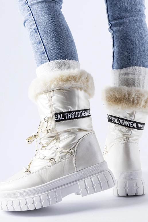 Beežid sooja voodriga lumepüksid... Beežid sooja voodriga lumepüksid...