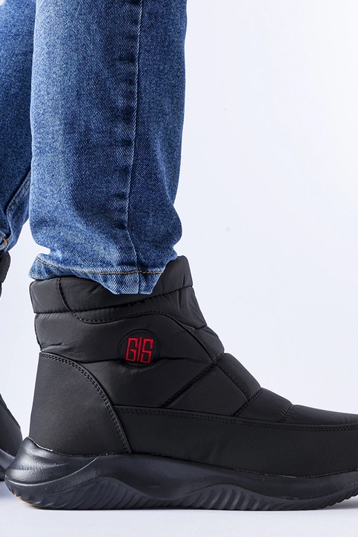 Mustad lühikesed soojustusega...