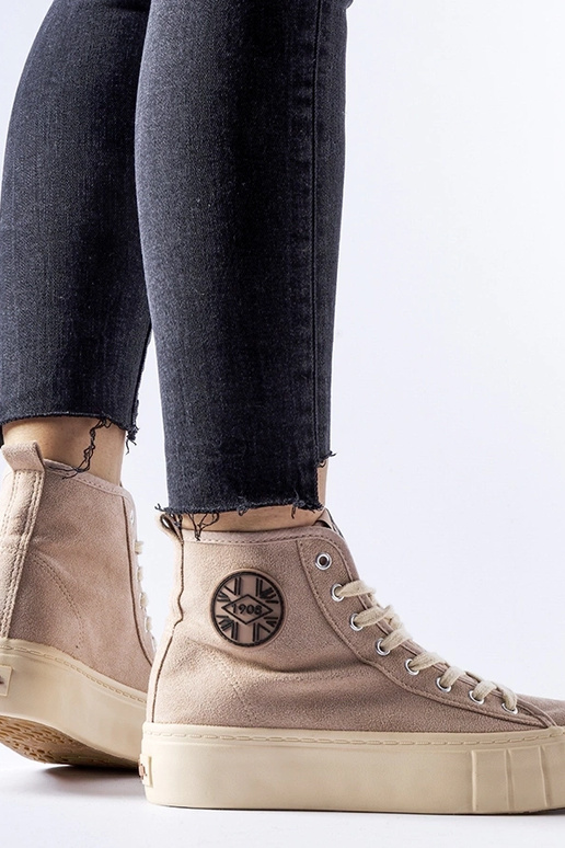 Beežid Lee Cooperi tossud...