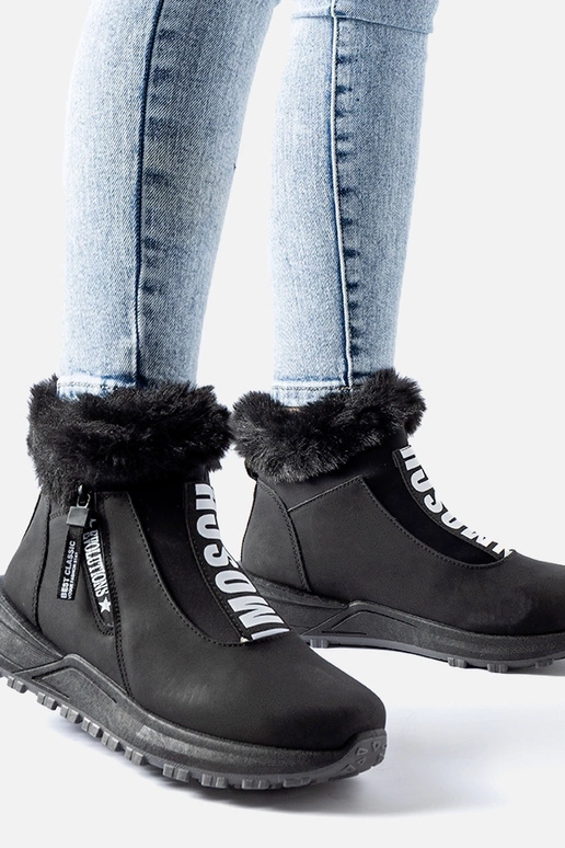 Mustad isoleeritud kõrged tossud Oneglia