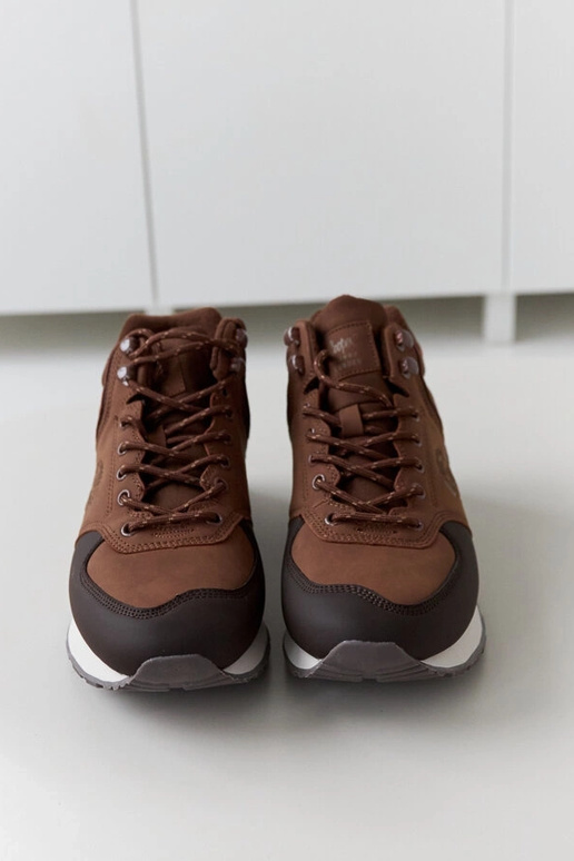 Pruunid Lee Cooperi tossud...