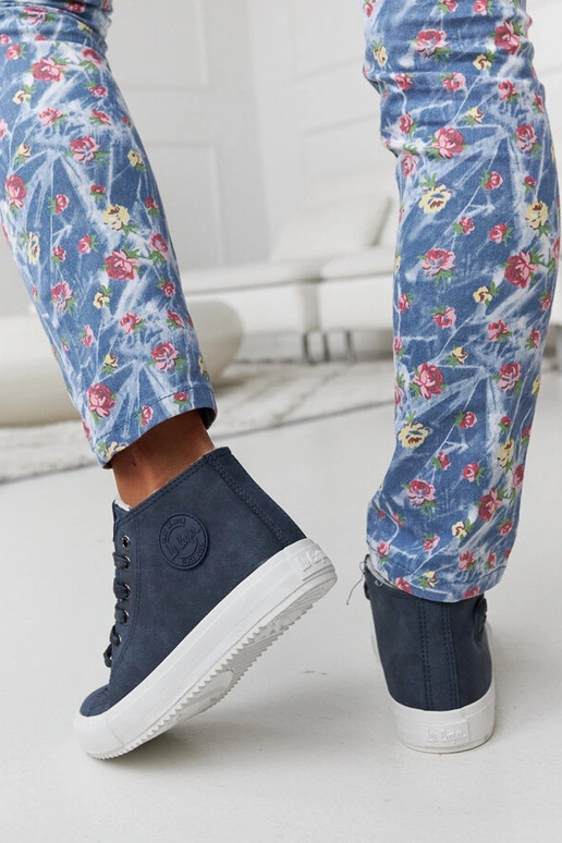 Tumesinine tennised Lee Cooper...