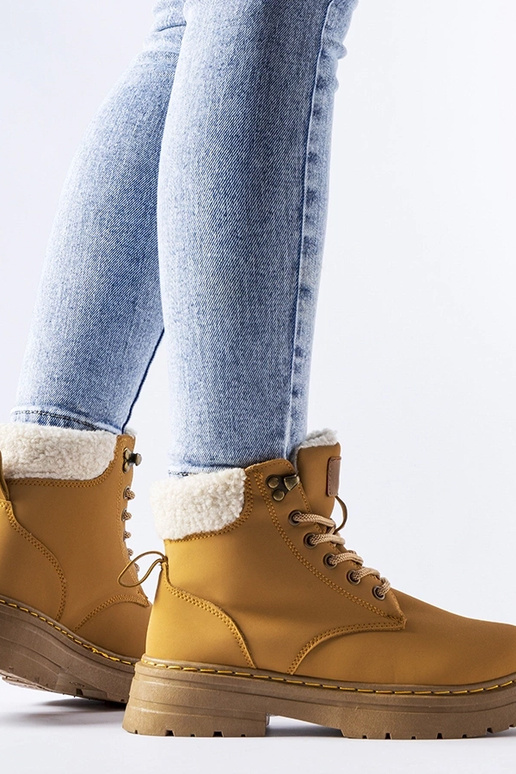 Pruunid isoleeritud Burgondi töölised