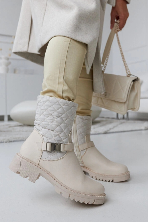 Beežid poolsaapad dekoratiivse tikiga...