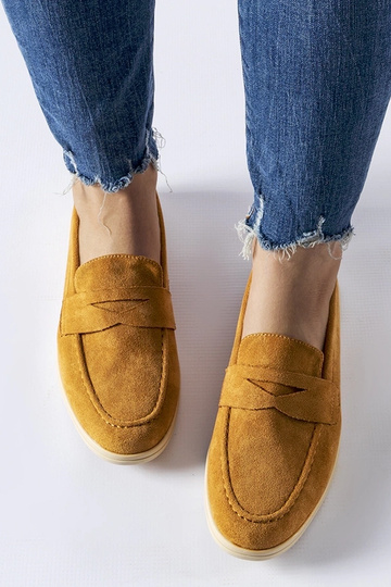 Tumedat liivavärvi... 2