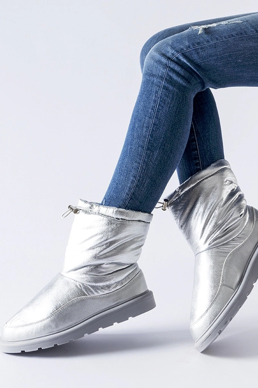 Hõbedase isolatsiooniga Whitetail...