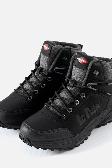 Musta värvi soojustusega... 2