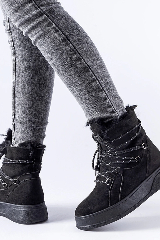 Mustad Rancourt platvormiga lumesaapad