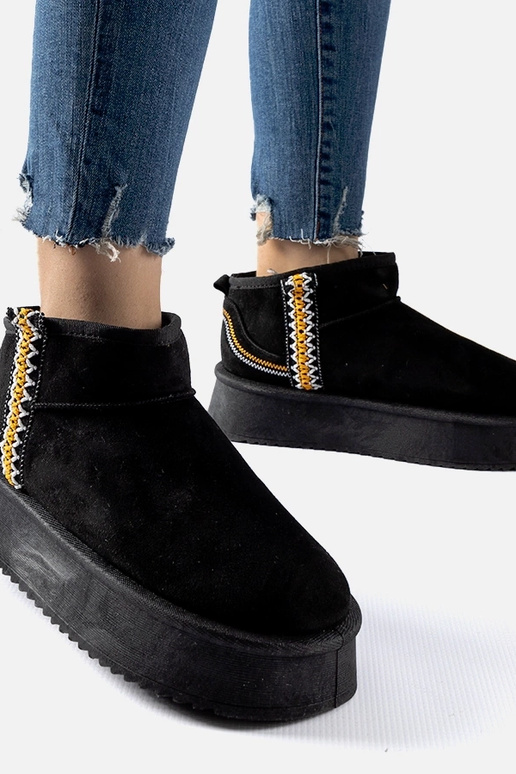 Mustad Scavi platvormiga lumesaapad