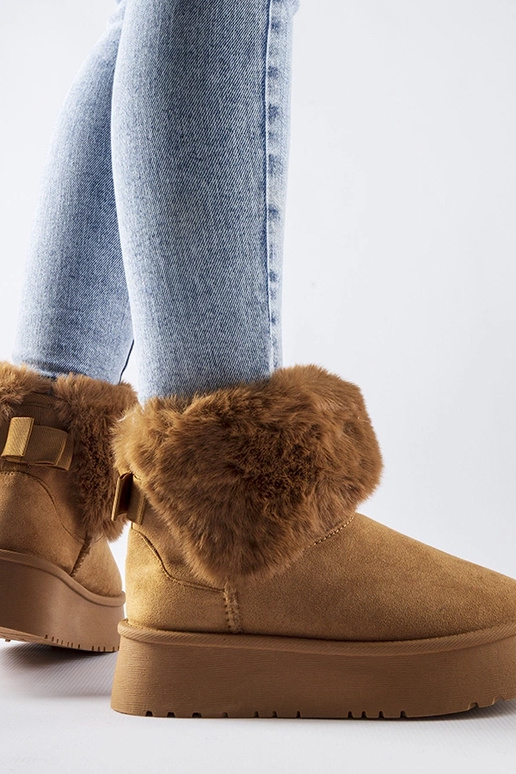 Brünetid talvesaapad karvaga...