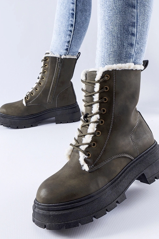 Rohelised sooja voodriga traperid...