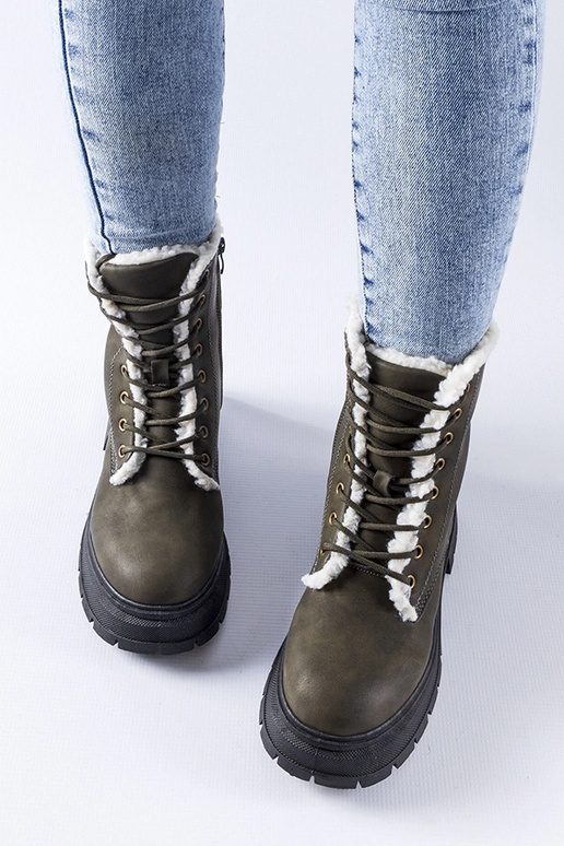 Rohelised sooja voodriga traperid...