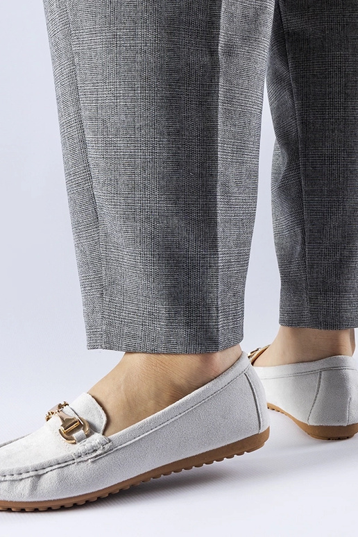 Hallid pätsikesed, mis on kaunistatud...