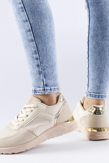 Gallo naiste spordijalatsid