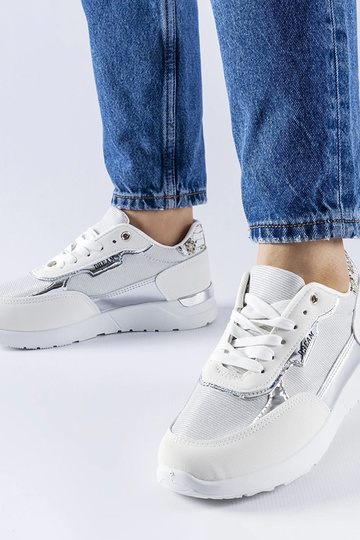 Roganzuolo valged sädelevad...