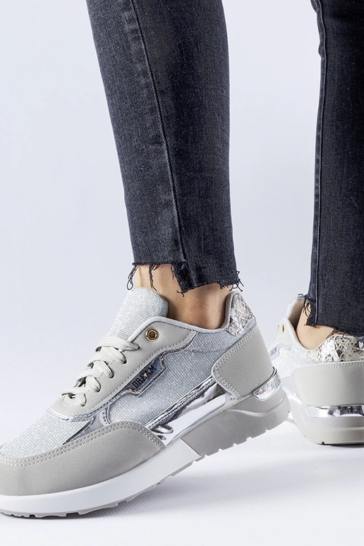 Roganzuolo hallid sädelevad tossud Roganzuolo hallid sädelevad tossud